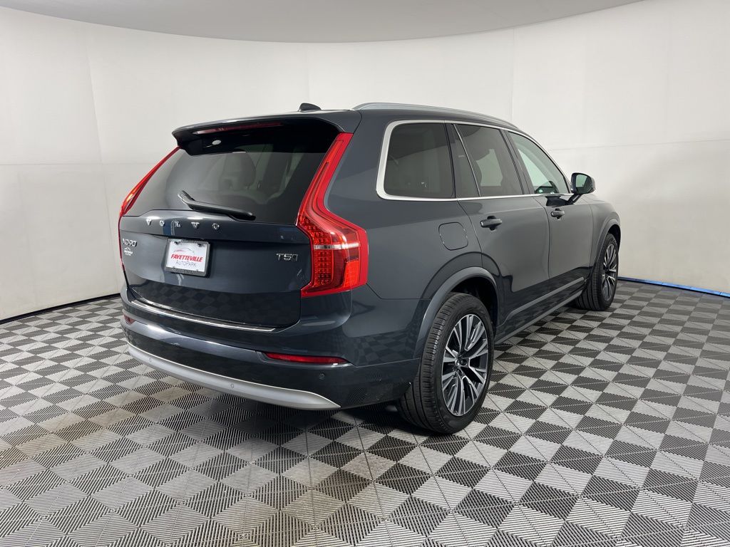 Thumbnail: 2022 Volvo XC90 - 18