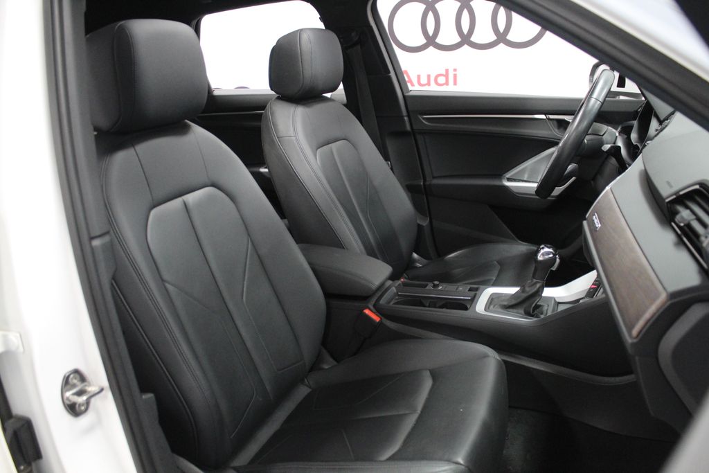 Thumbnail: 2020 Audi Q3 - 23