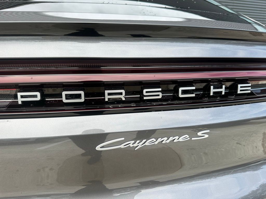Thumbnail: 2026 Porsche  - 12