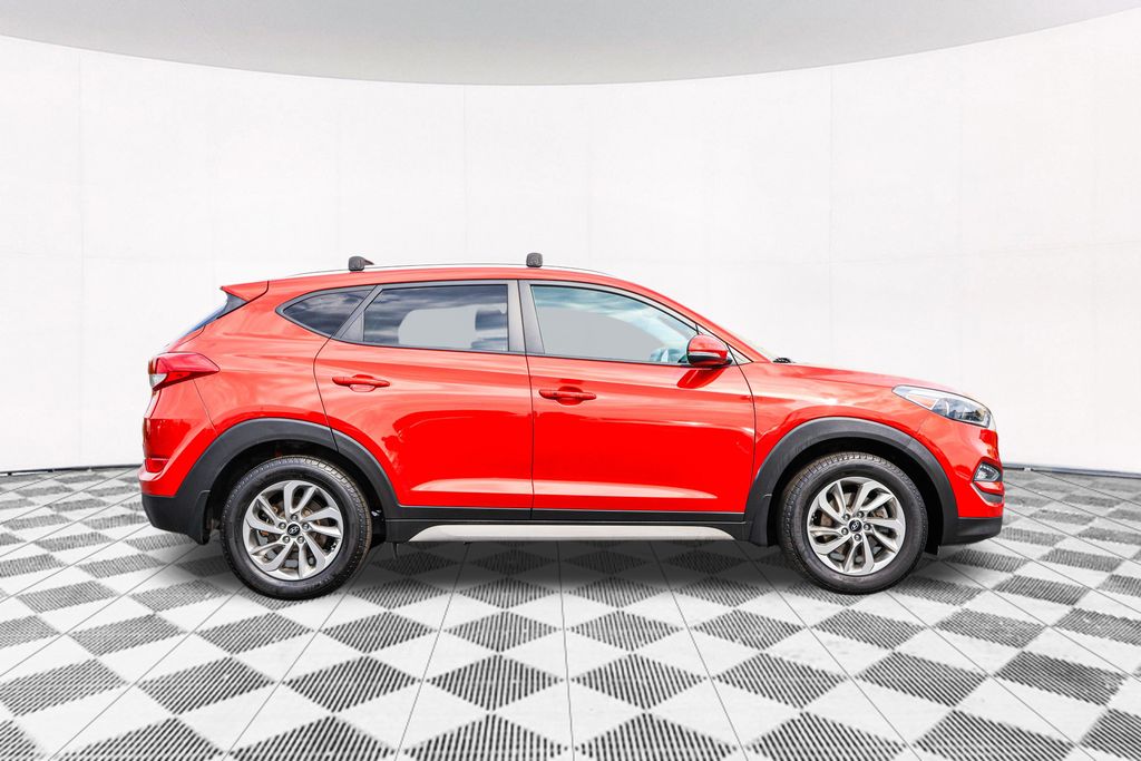 2017 Hyundai Tucson SE Plus 7