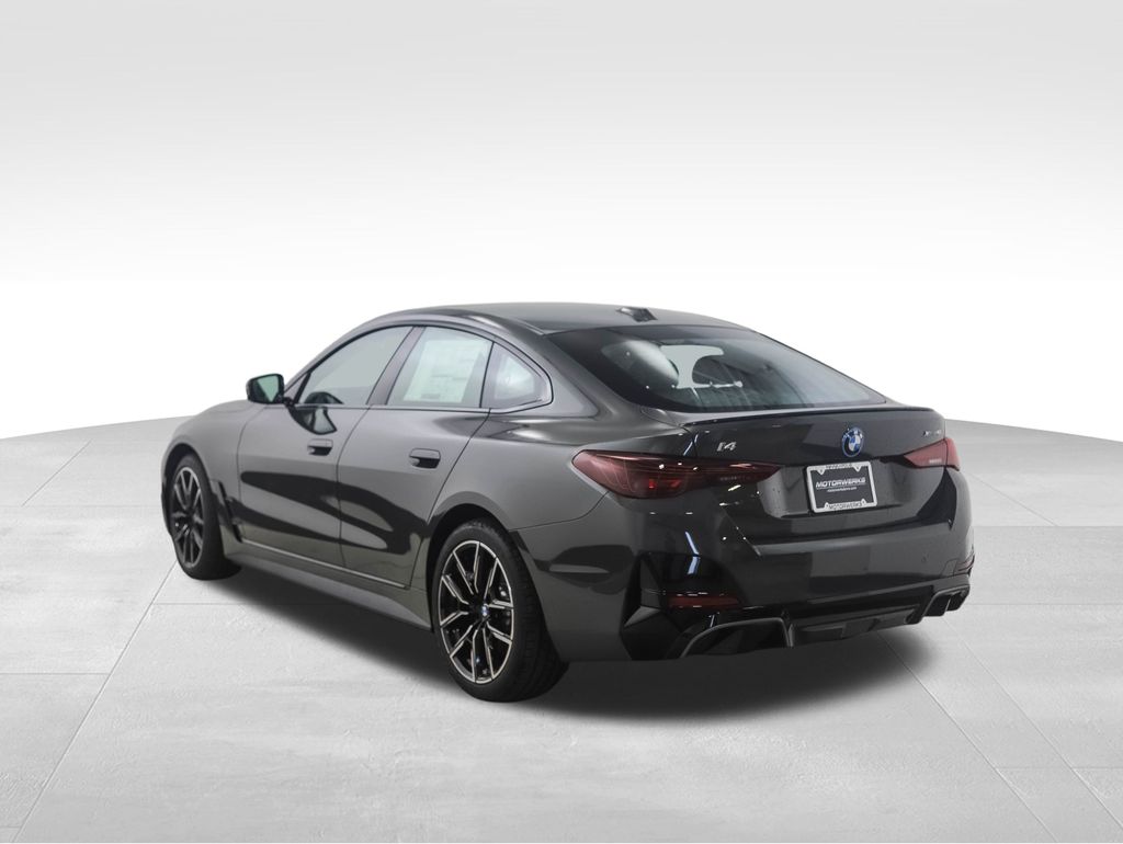 Thumbnail: 2025 BMW i4 - 3