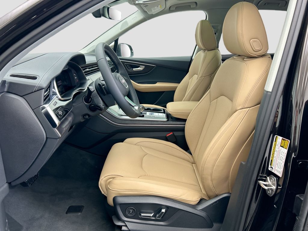 Thumbnail: 2026 Audi Q7 - 19