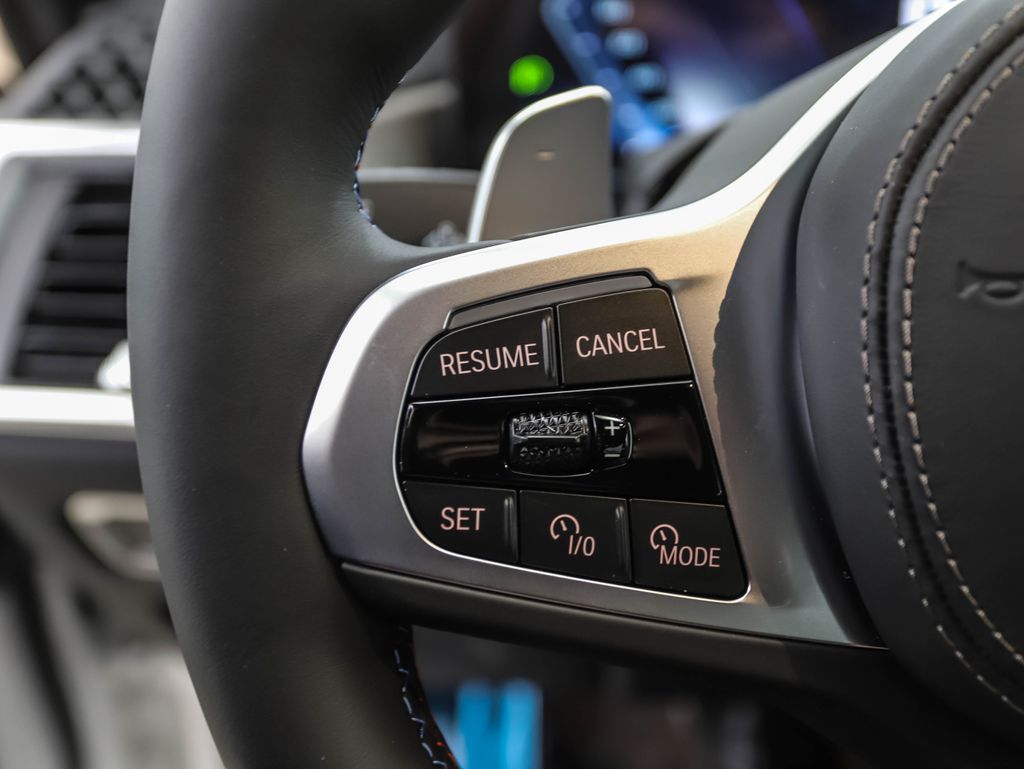 Thumbnail: 2025 BMW X7 - 12