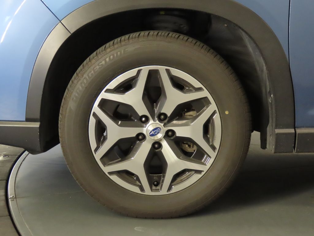 Thumbnail: 2020 Subaru Forester - 11