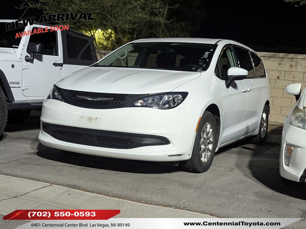 2023 Chrysler Voyager