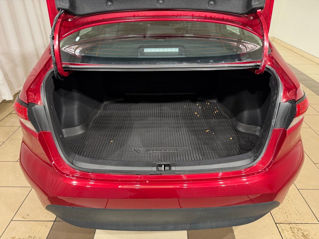 Thumbnail: 2025 Toyota Corolla - 11