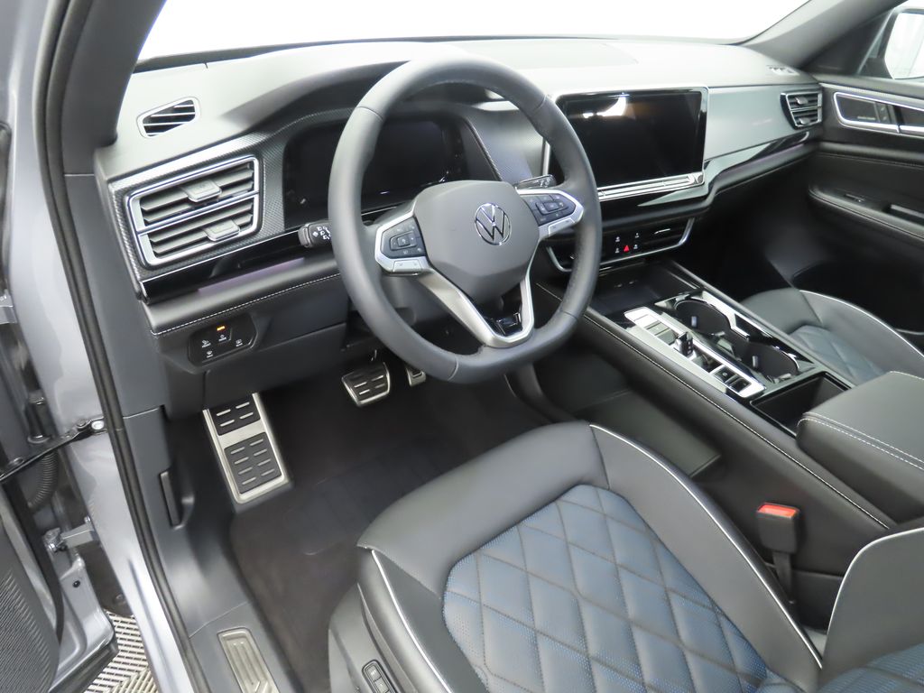2024 Volkswagen Atlas SEL 9
