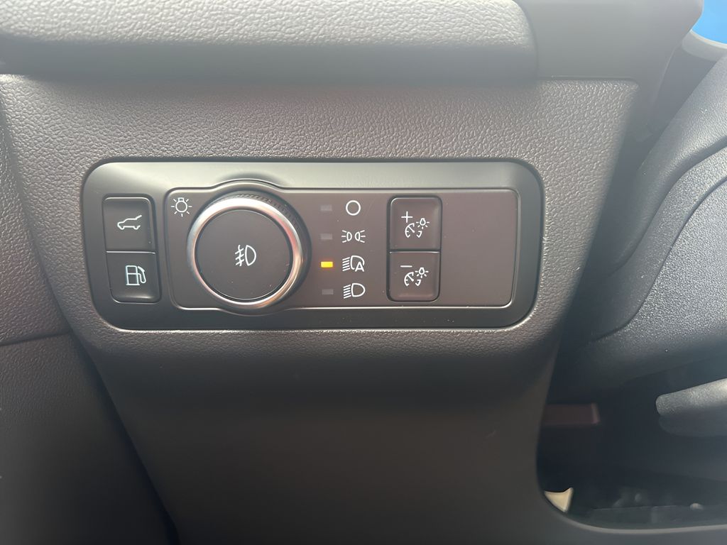 2025 Ford Escape Hybrid