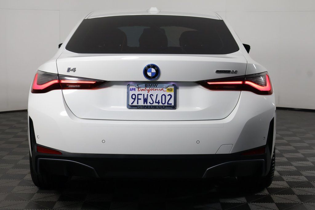 2023 BMW i4 eDrive35 5