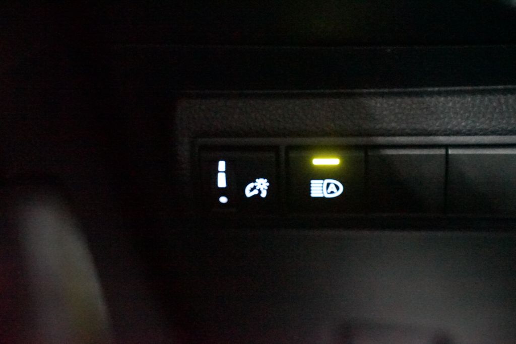 Thumbnail: 2025 Toyota Corolla - 22