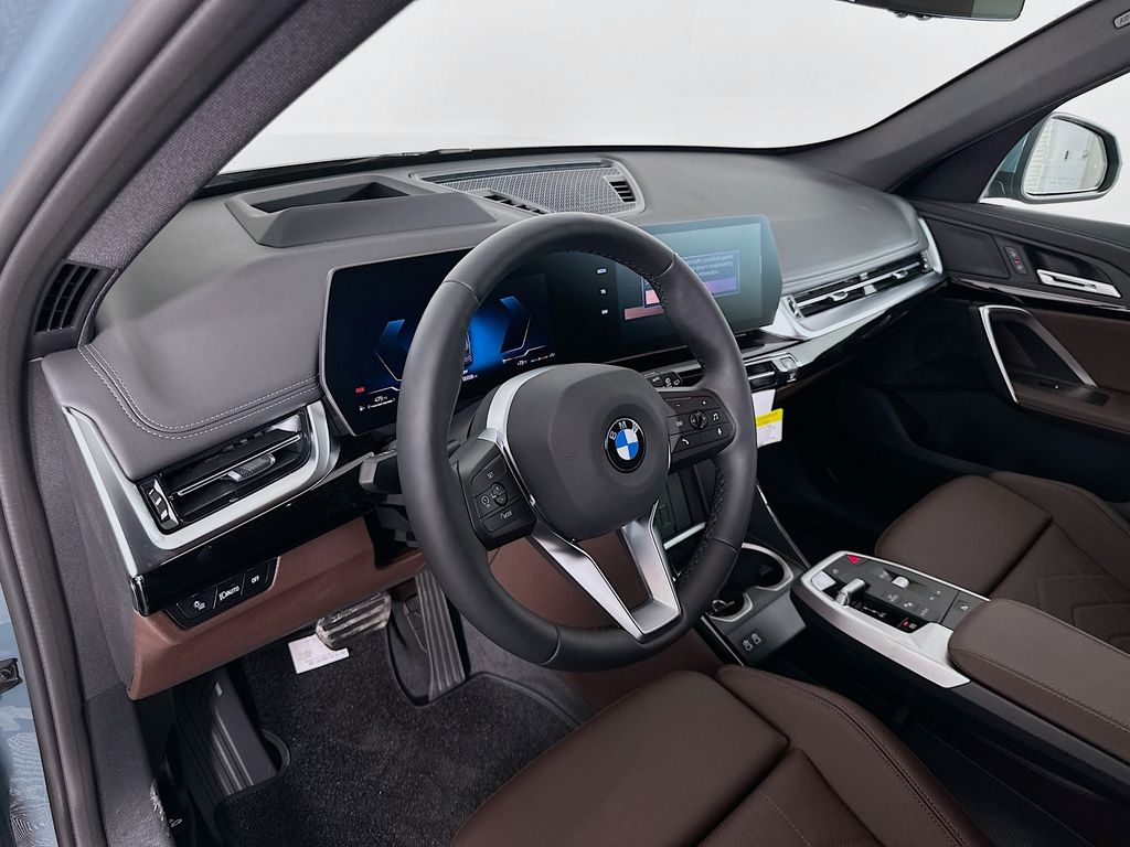 2025 BMW X1 xDrive28i 9