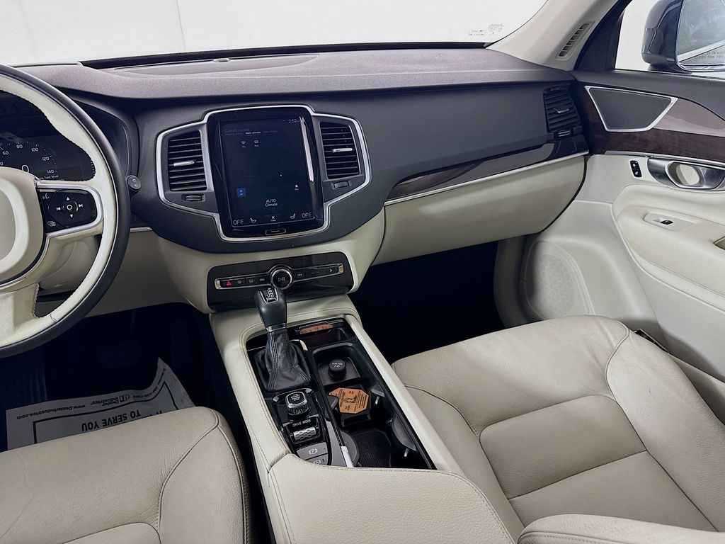 Used Car 2019 Volvo Xc90  T5 Momentum For Sale Under $20,000 In Austin, Texas