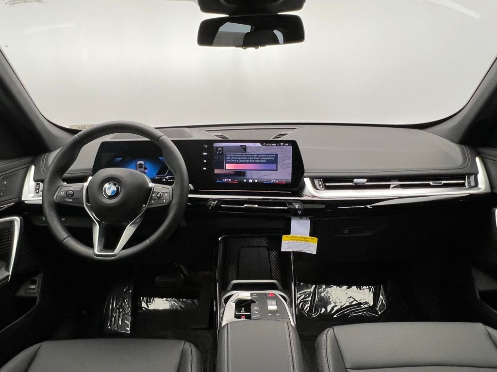 Thumbnail: 2026 BMW X1 - 10