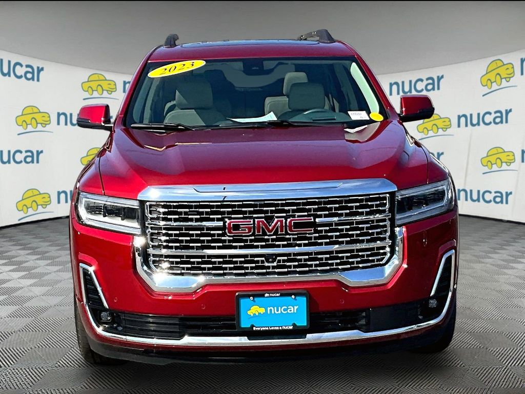 2023 GMC Acadia — photo 2