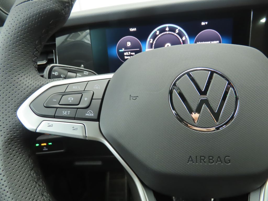 Thumbnail: 2026 Volkswagen Tiguan - 11