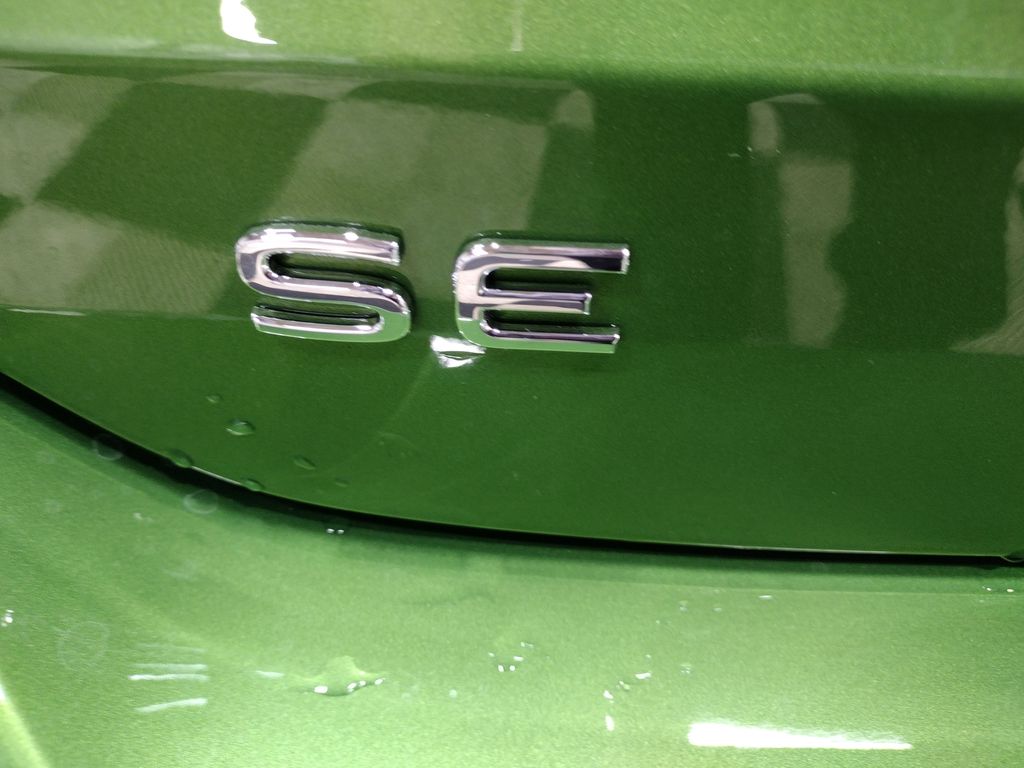 2025 Volkswagen Taos 1.5T SE Black