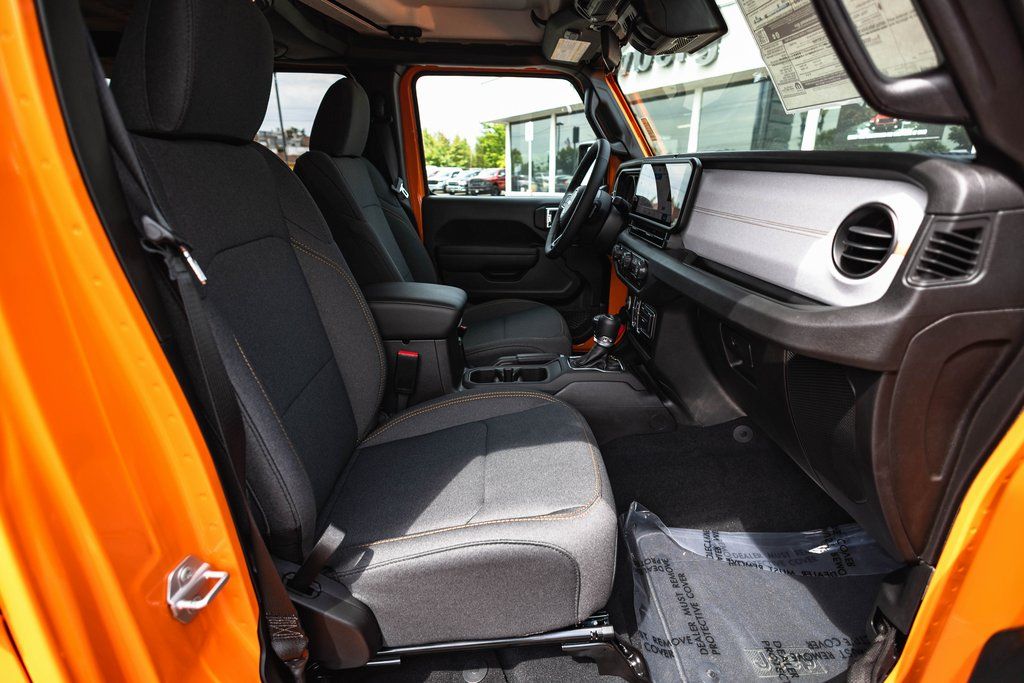 2025 Jeep Wrangler Sport S thumbnail 27