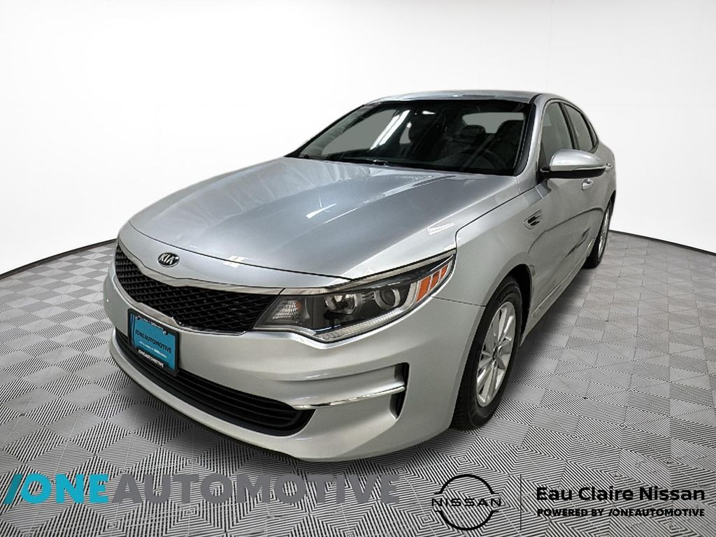 Sparkling Silver 2018 Kia Optima Sedan Front-Wheel Drive 6-Speed Automatic