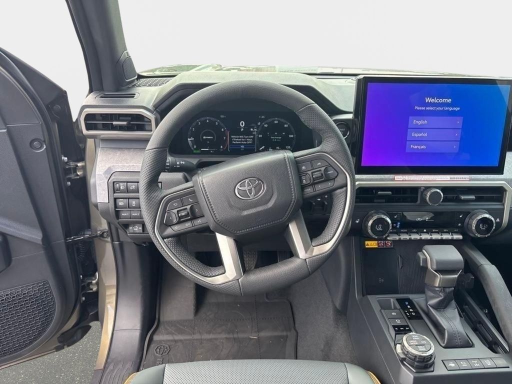 2025 Toyota Tacoma Trailhunter - Photo 14