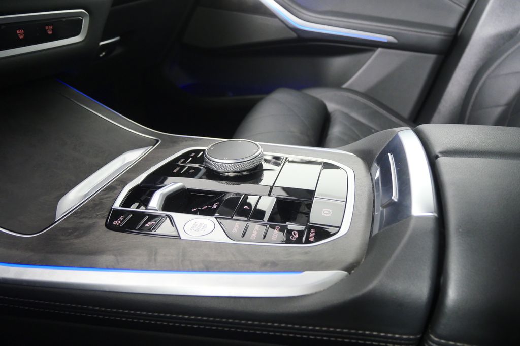 Thumbnail: 2024 BMW X5 - 23