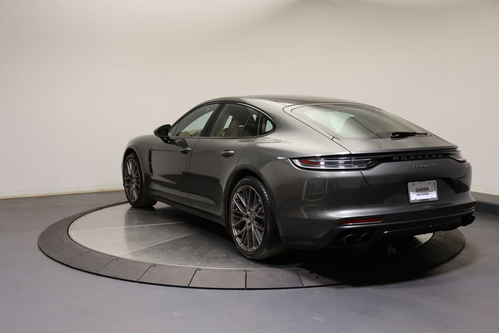Thumbnail: 2022 Porsche Panamera - 3