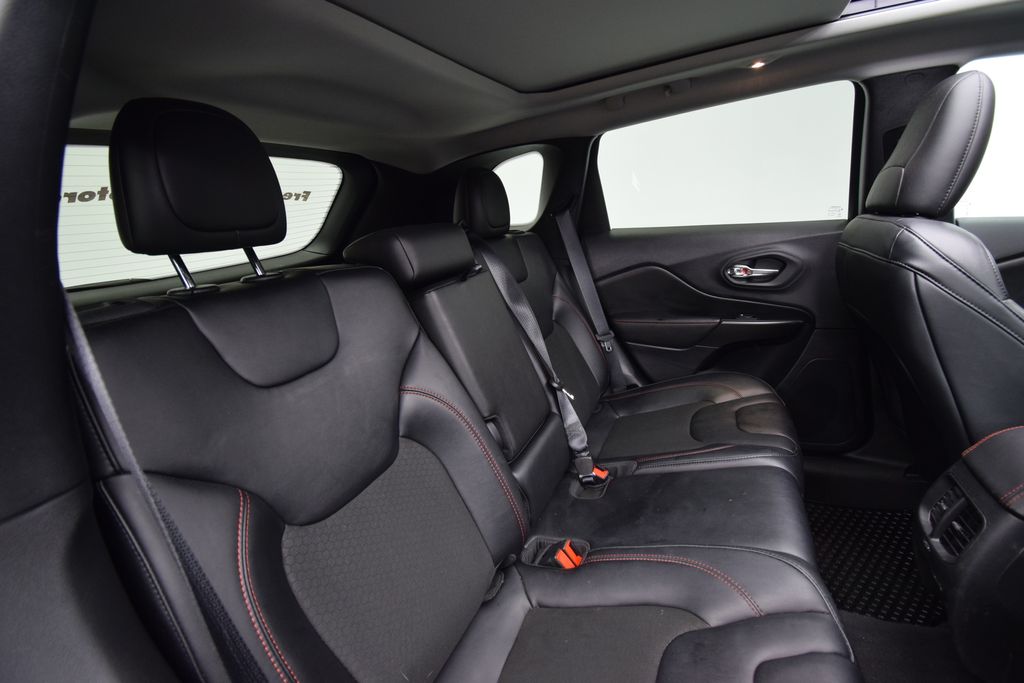 used 2022 Jeep Cherokee car, priced at $27,500