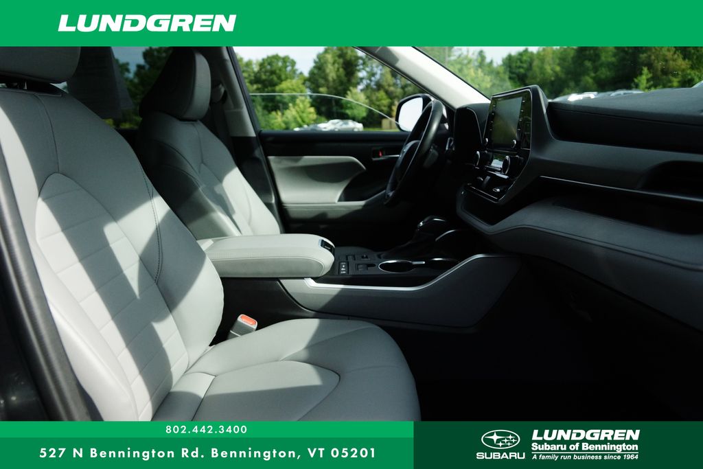 Used 2021 Toyota Highlander SUV