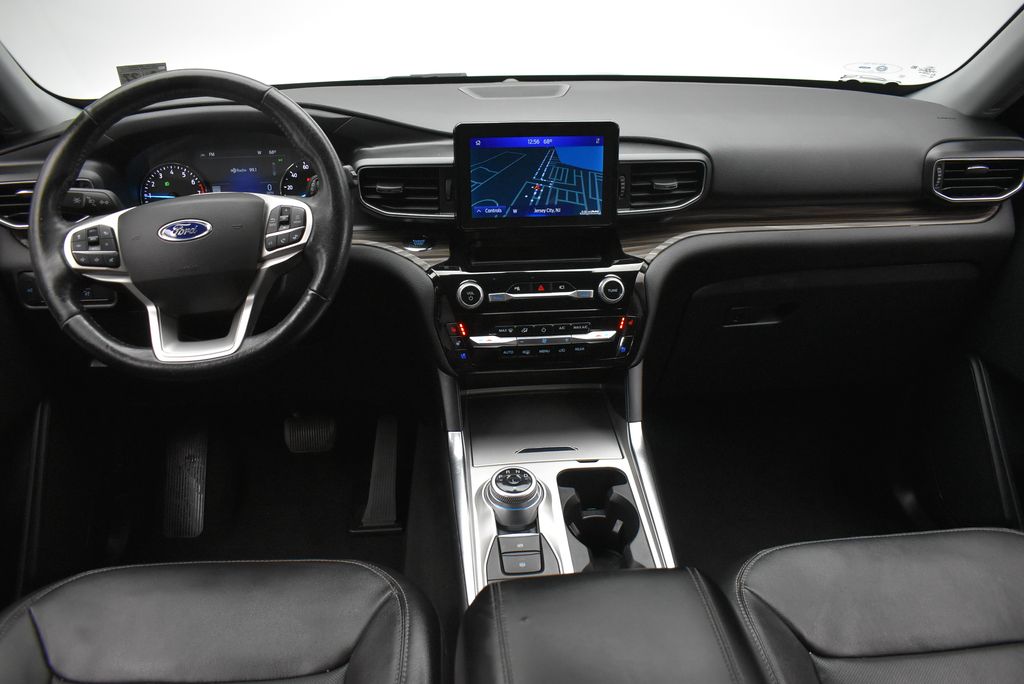 Thumbnail: 2022 Ford Explorer - 29