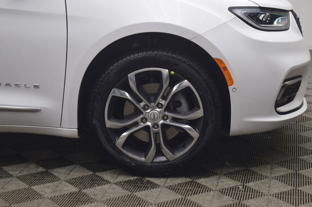 new 2026 Chrysler Pacifica car, priced at $53,853