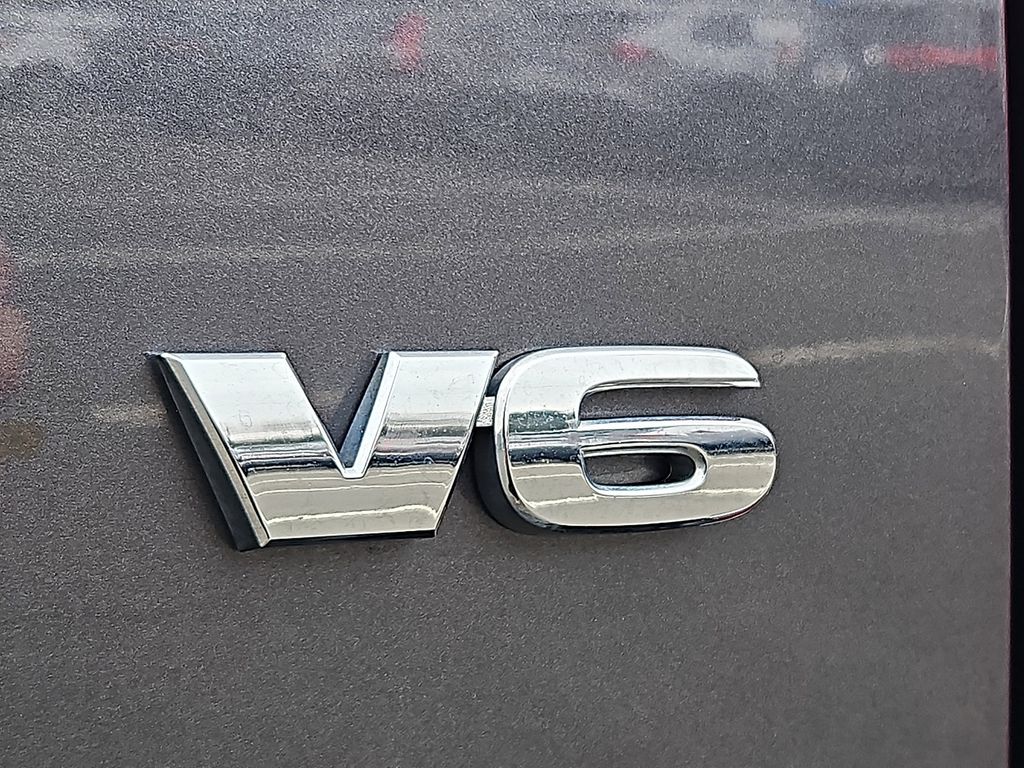 Thumbnail: 2023 Toyota Tacoma - 31