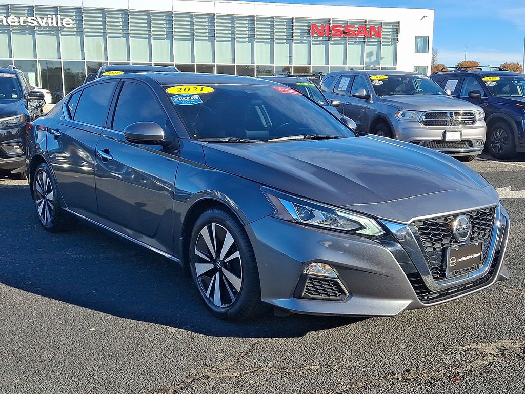 Thumbnail: 2021 Nissan Altima - 3