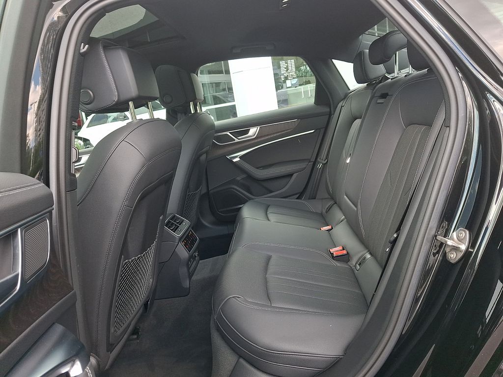 Thumbnail: 2023 Audi A6 - 10