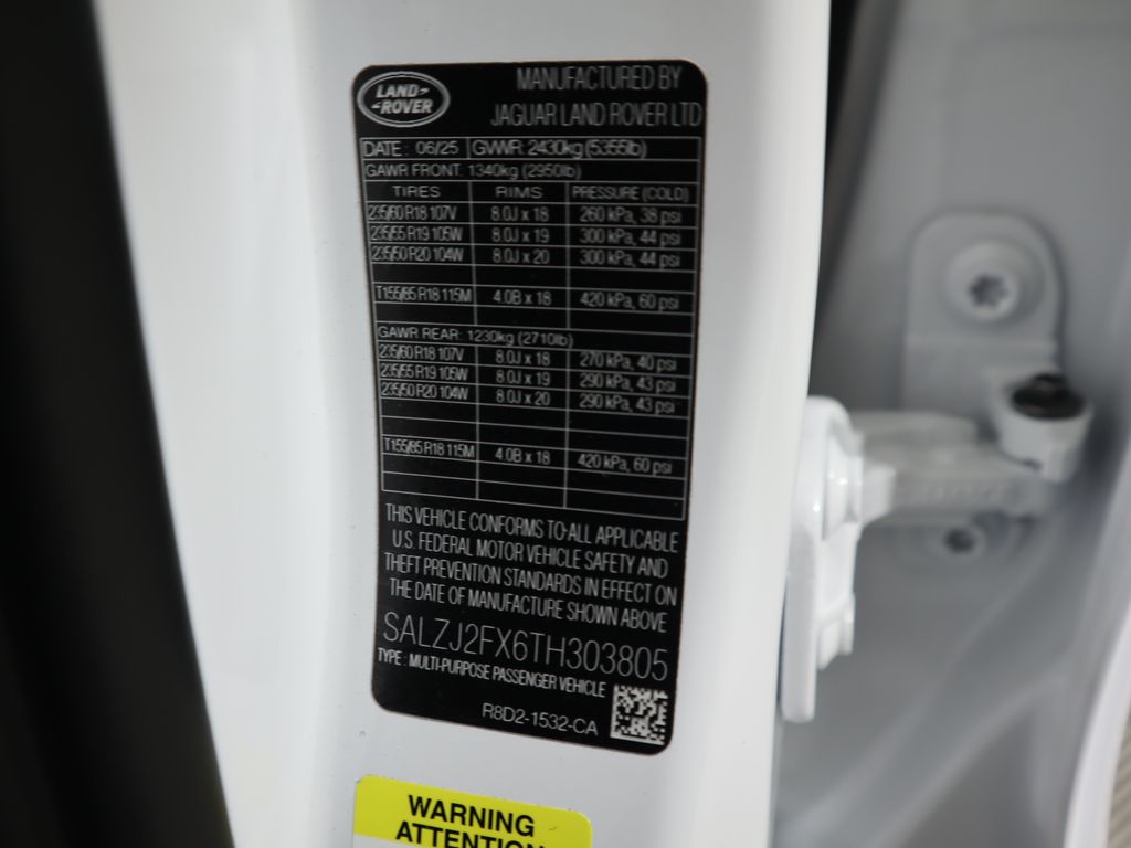 Thumbnail: 2026 Land Rover Range Rover Evoque - 32