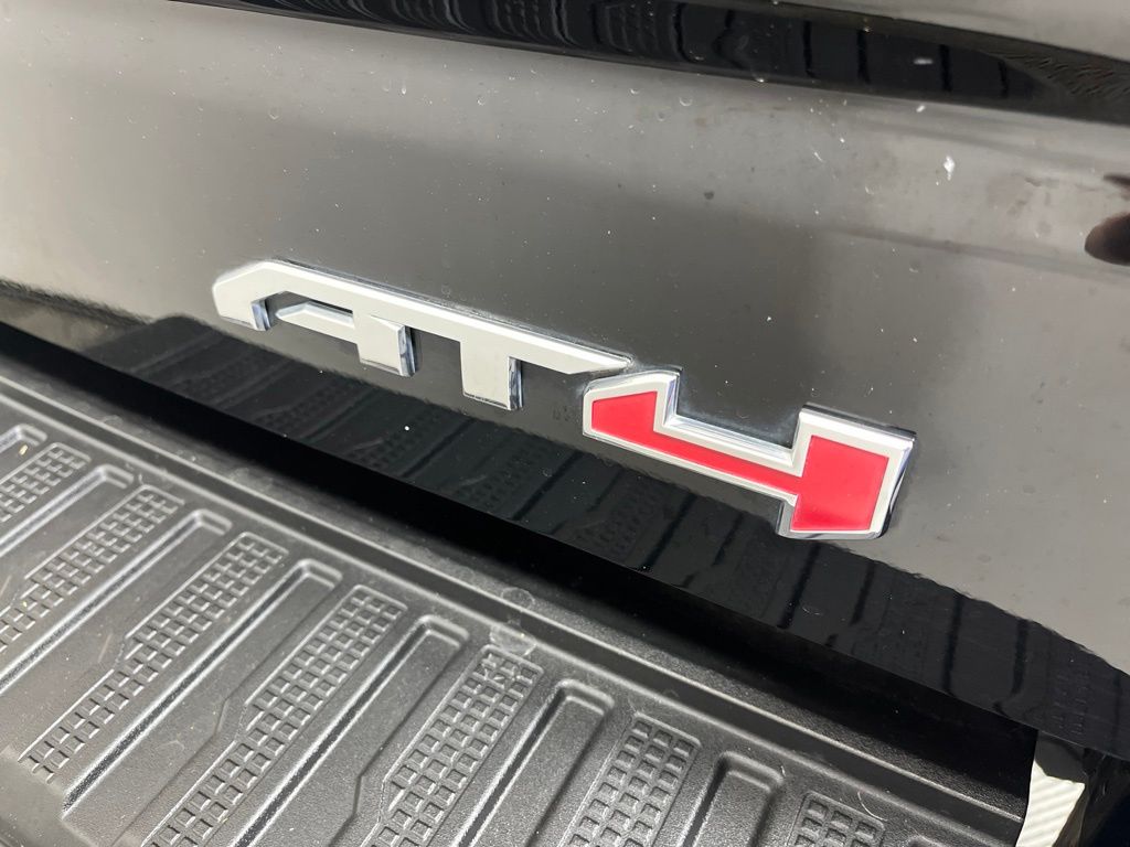 Thumbnail: 2020 GMC Sierra 1500 - 3