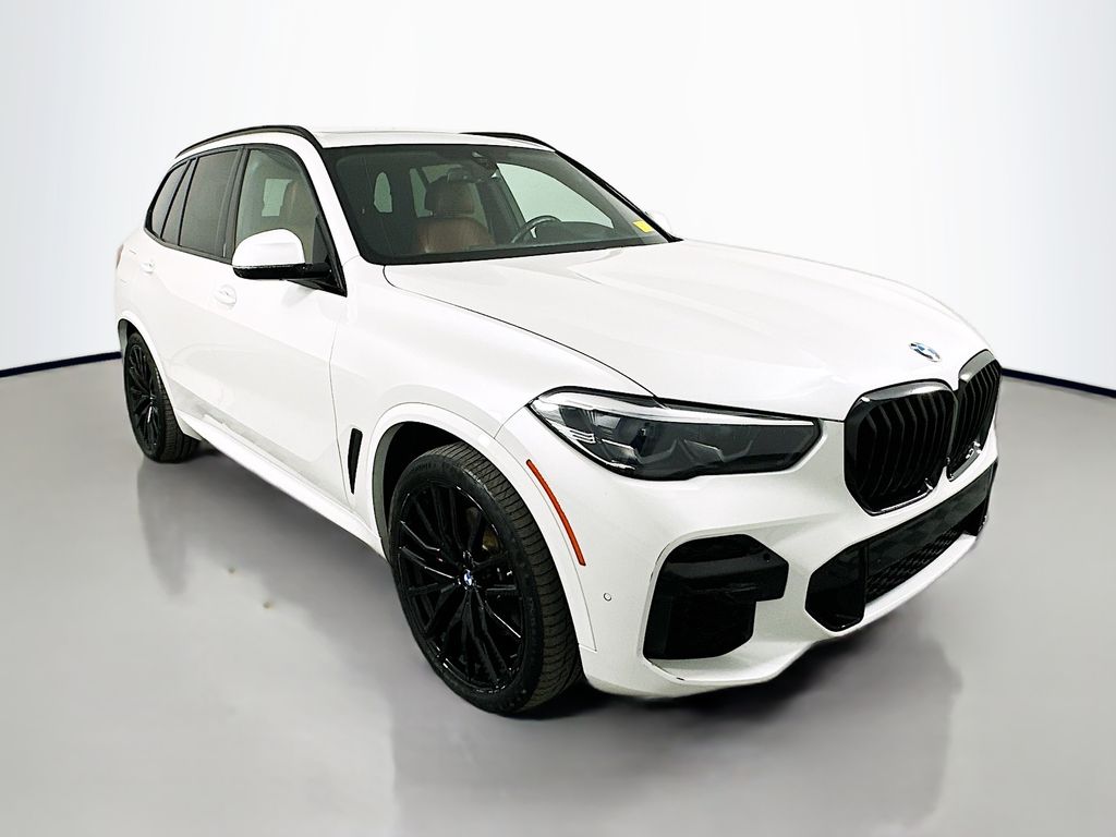 Thumbnail: 2023 BMW X5 - 3