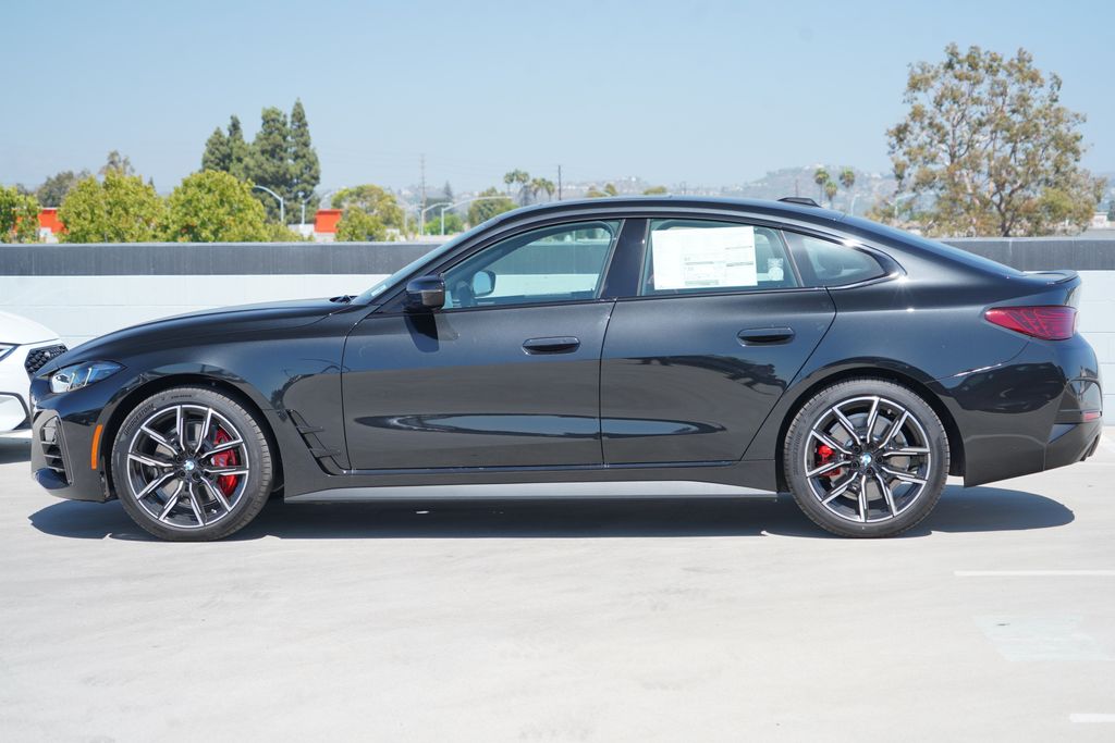 Thumbnail: 2026 BMW 4 Series - 5