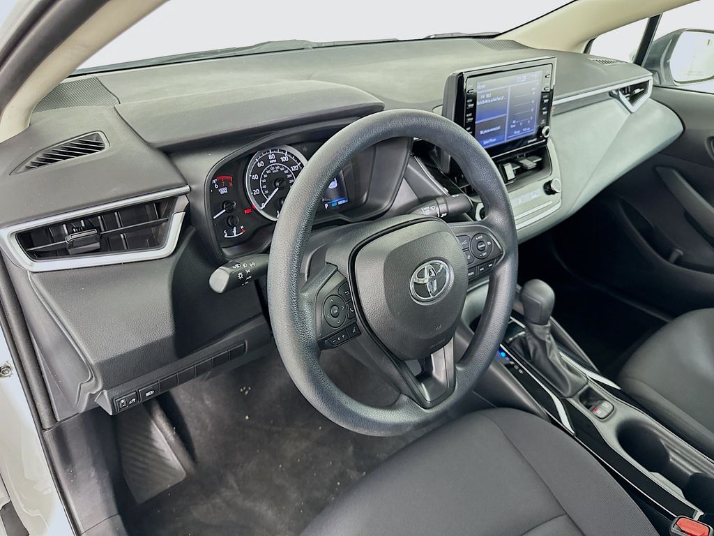 Thumbnail: 2022 Toyota Corolla - 9
