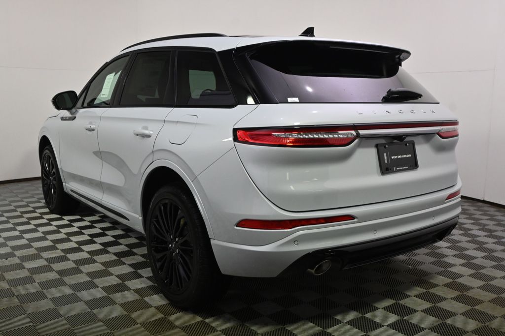 New 2026 White Lincoln Premiere image 4