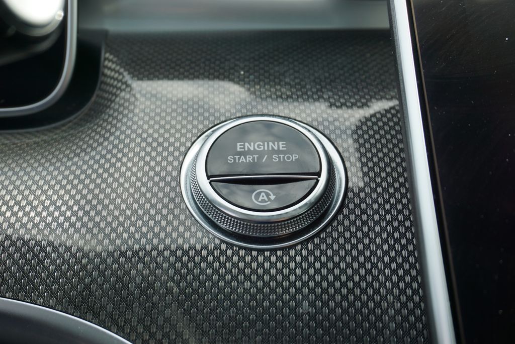 Thumbnail: 2024 Mercedes-Benz C-Class - 31