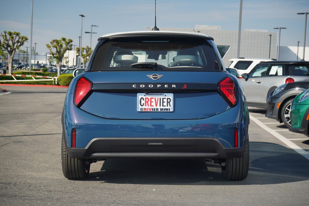 Thumbnail: 2026 MINI Cooper - 4