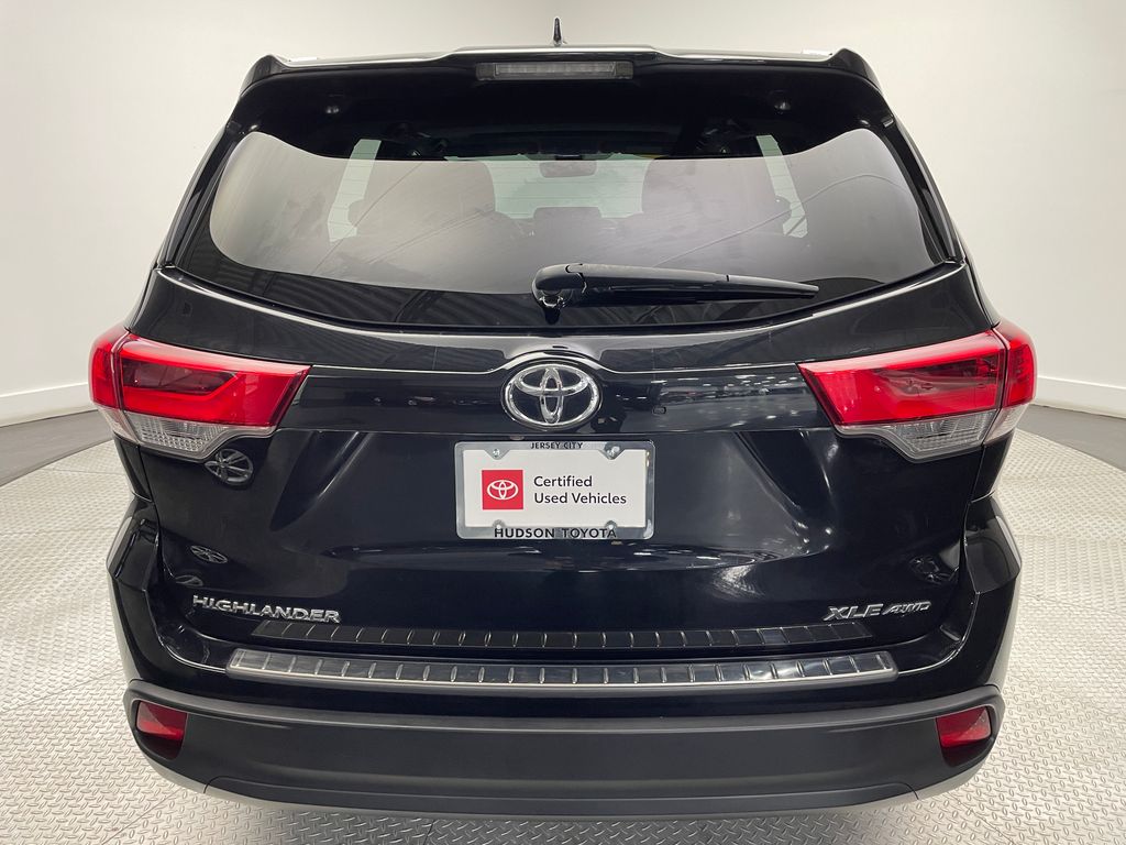 2019 Toyota Highlander XLE 6