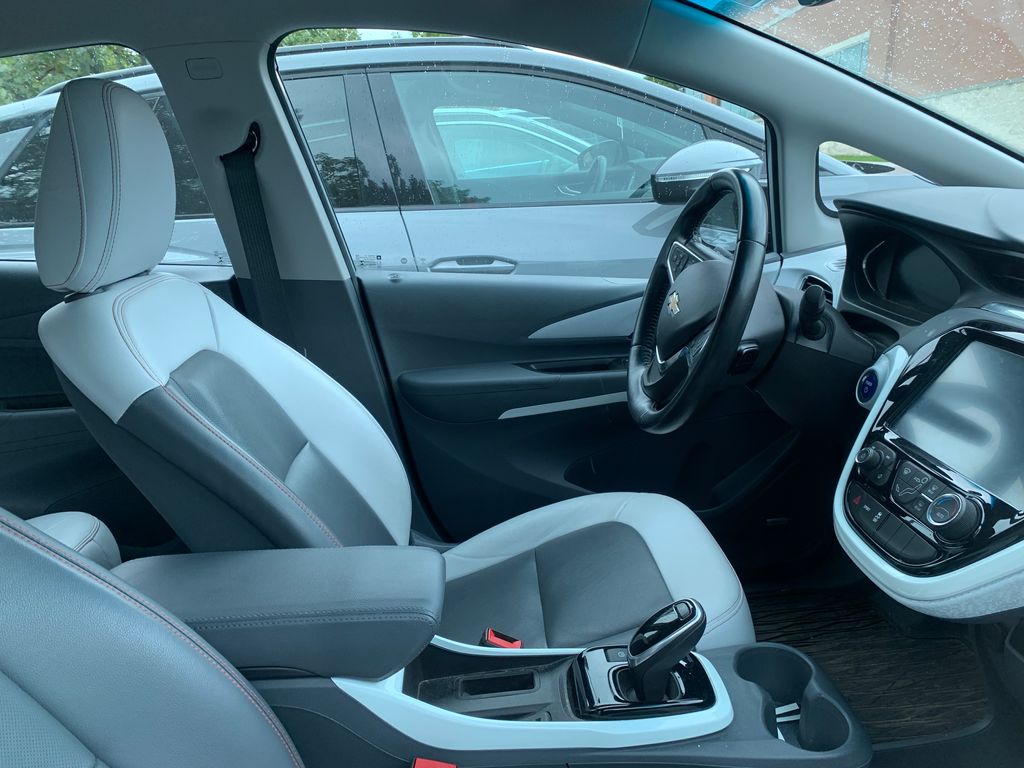 Thumbnail: 2020 Chevrolet Bolt EV - 10