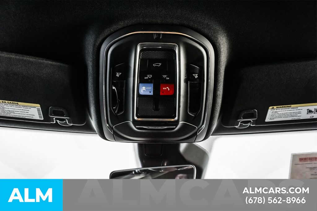 Used 2025 Silver Jeep Altitude image 60
