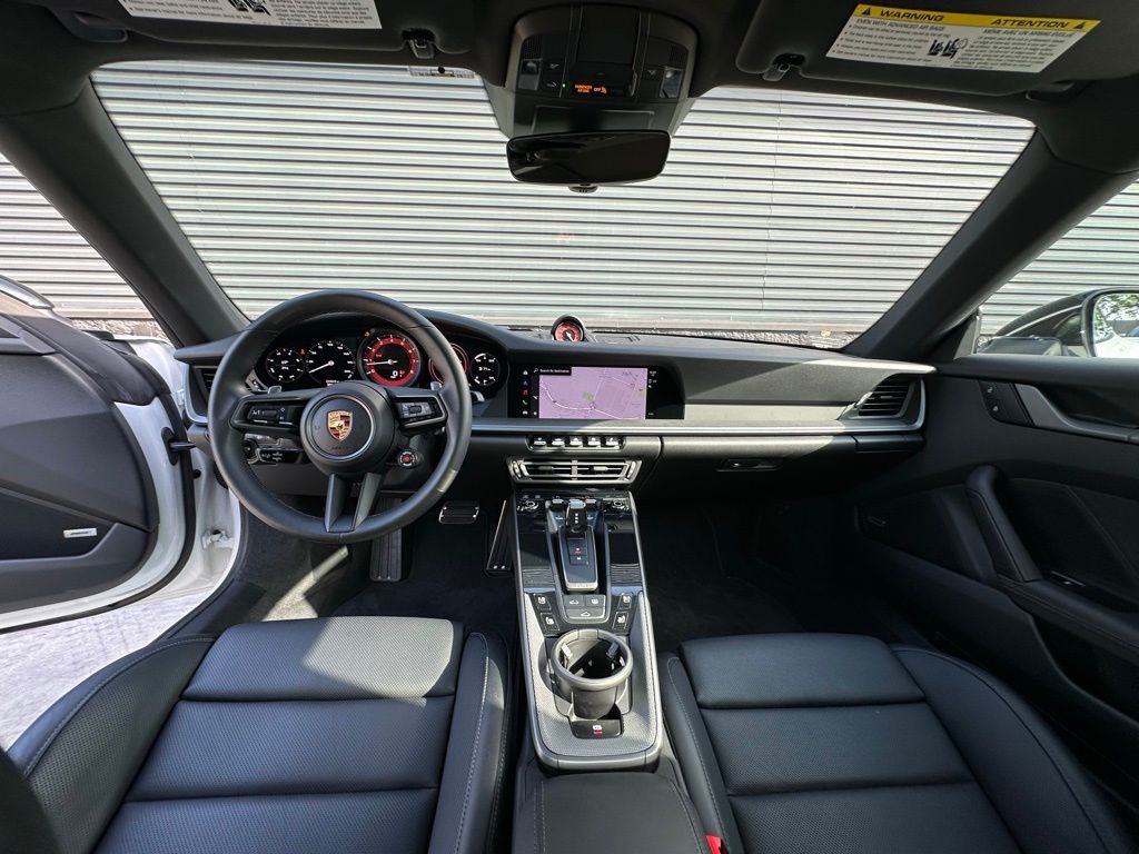 2024 Porsche 911 Carrera S 32