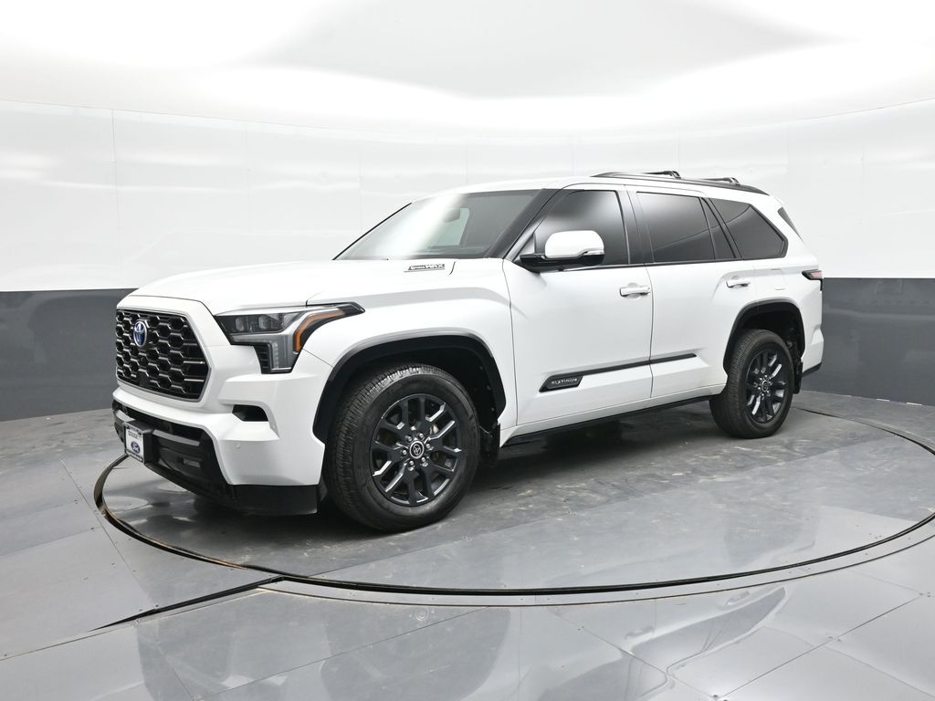  2023 Toyota Sequoia Platinum 4WD   