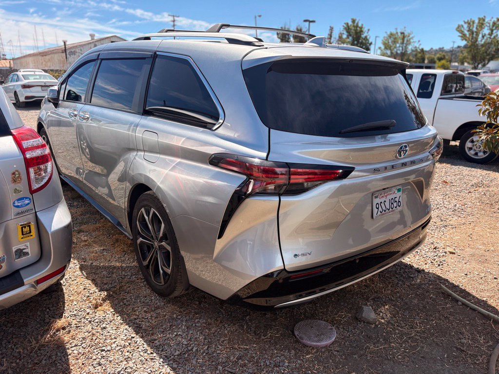Used 2025 Toyota Sienna Van
