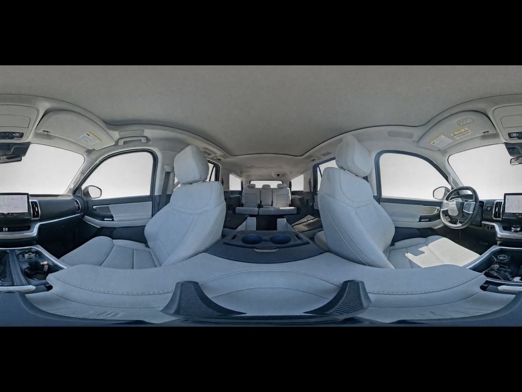 New 2027 Star White Metallic Tri-Coat Ford MAX Platinum image 10