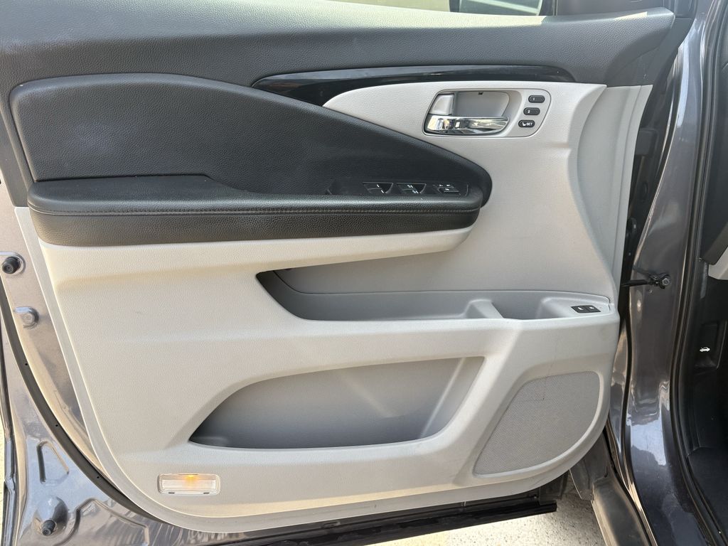 2020 Honda Pilot Touring Gray at Joe Myers Mazda Kia