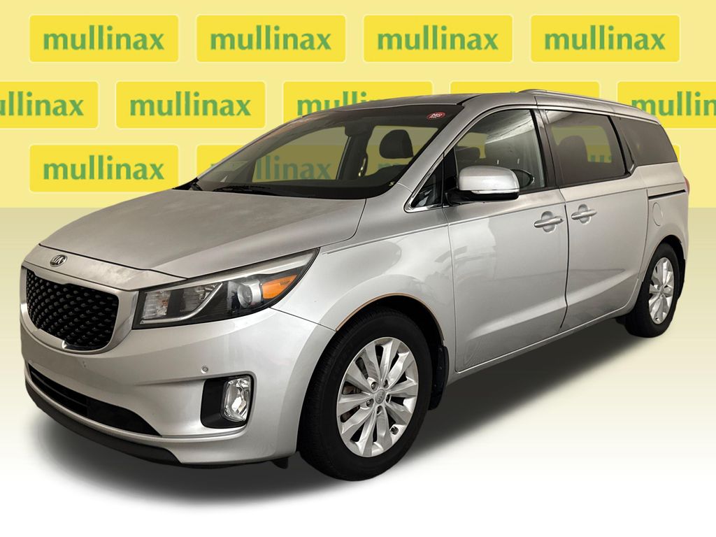 Used 2017 Silver Kia EX image 14
