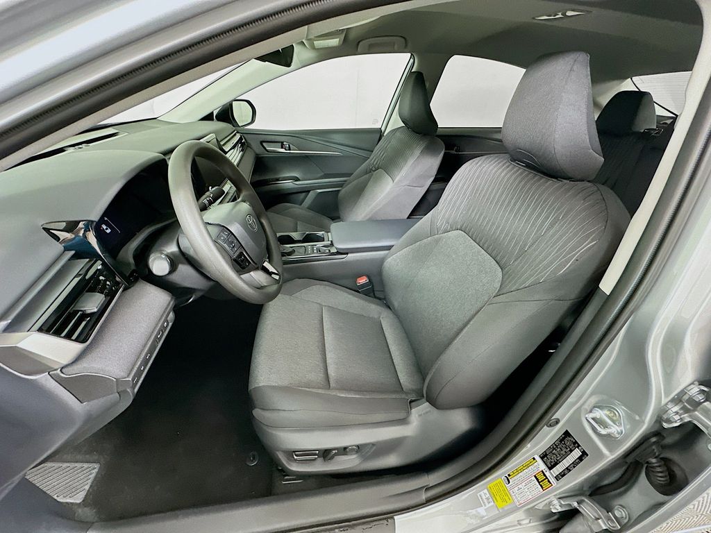 Thumbnail: 2026 Toyota Camry - 21